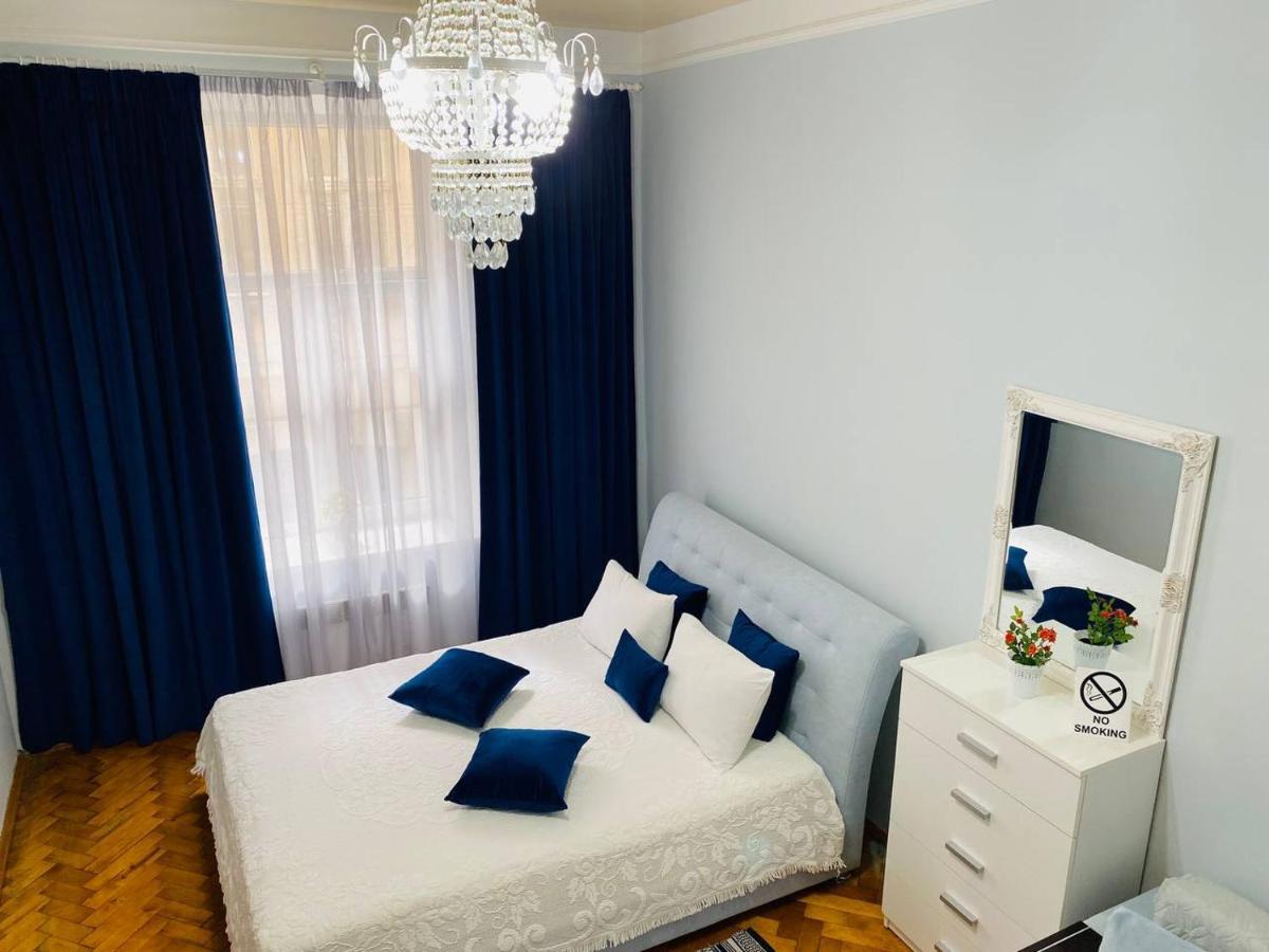 Centr Opera House 2 Rooms Lviv Dış mekan fotoğraf
